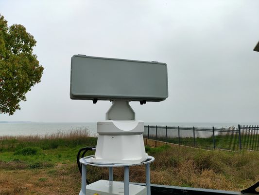 Sistema di rilevamento radar di droni a banda X a stato solido completamente coerente e in fase